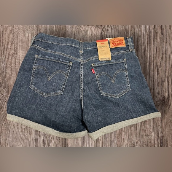 Levi's Classic Blue Denim Jeans - Picture 2 of 4